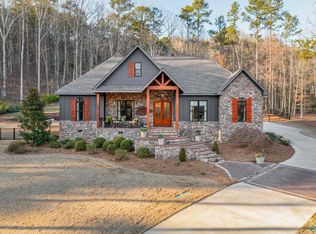106 River Point Dr, Rainbow City, AL 35906
