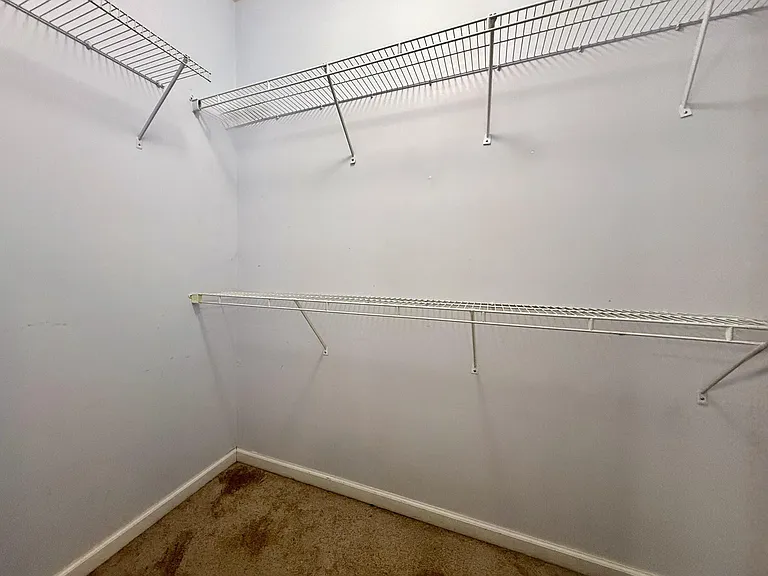 102 Adthan Cir — Photo 25