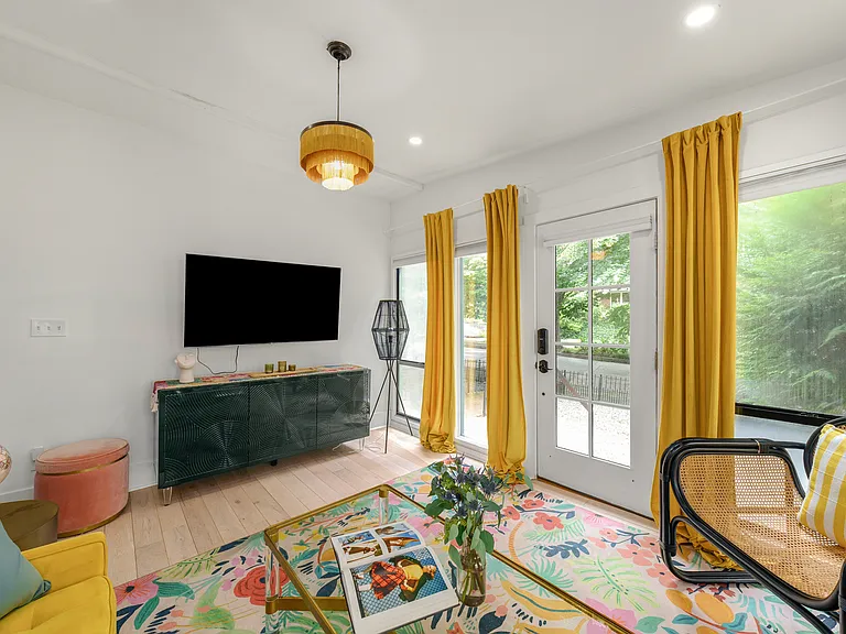 799 Charles Allen Dr NE #2 — Photo 8