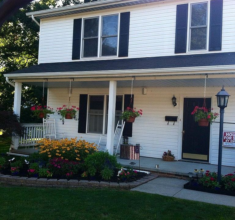 1st image of 1759 Kennedy Dr
