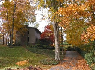 1002 Friar Tuck Rd, Johnson City, TN 37604