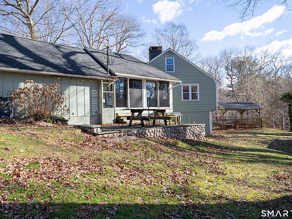 5th image of 10 Cove Hill Road