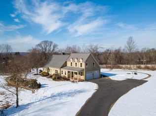 82 Taft St, Upton, MA 01568