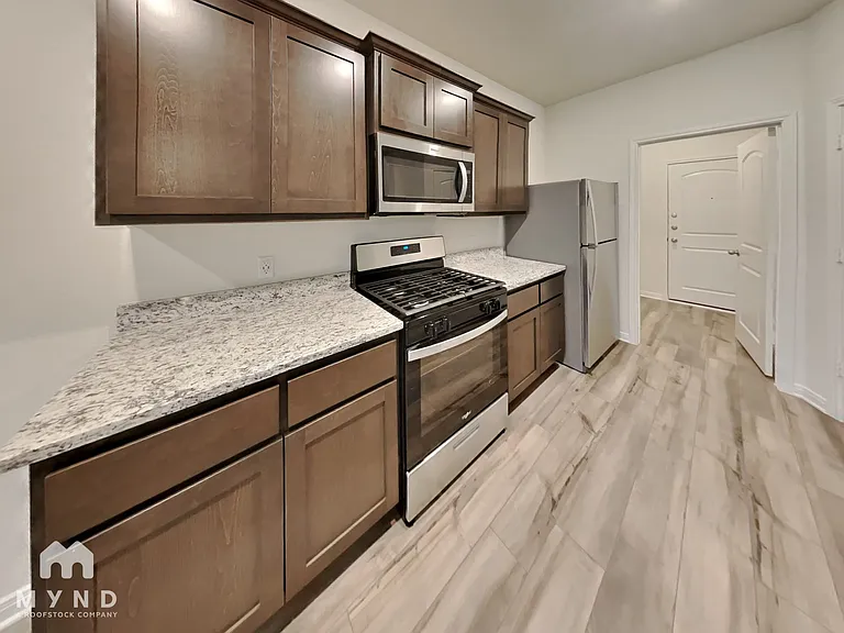 200 Tidwell Dr — Photo 4
