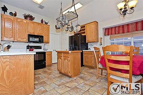 4th image of 6217 Montgomery Dr