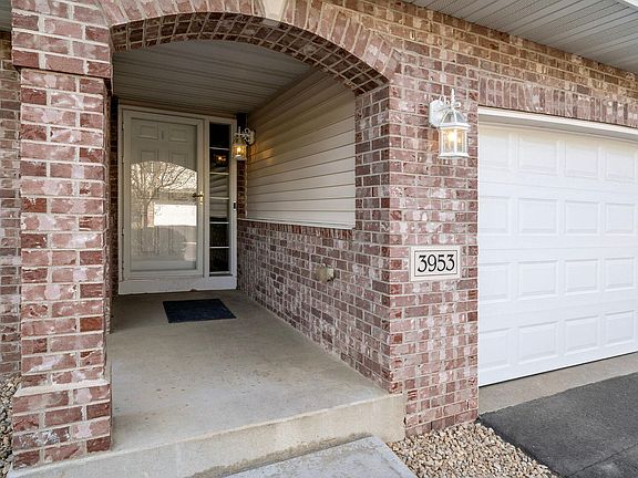 3rd image of 3953 Raspberry Ridge Rd NW
