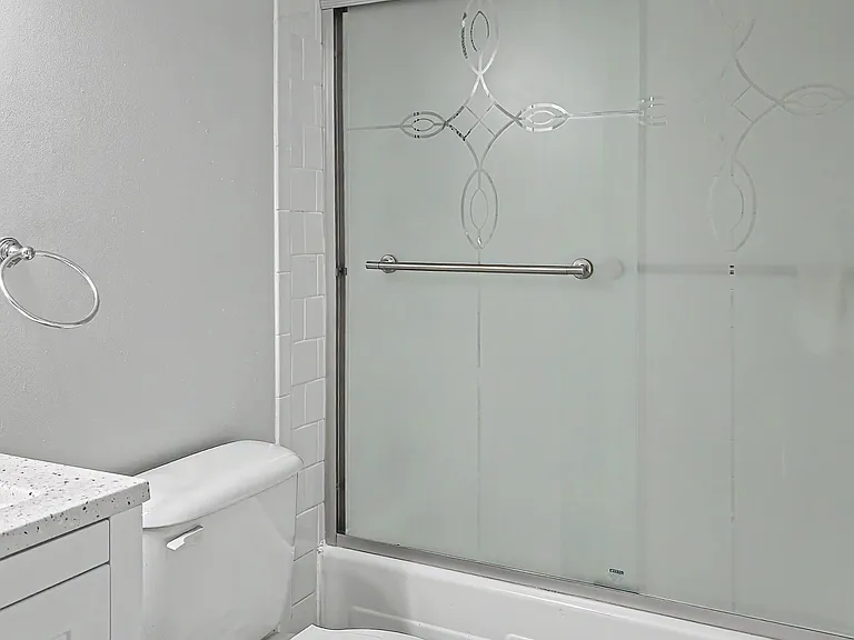 2736 Glengyle Dr #3 — Photo 15