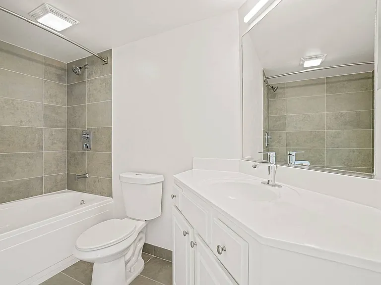 Ballston Place — Photo 40