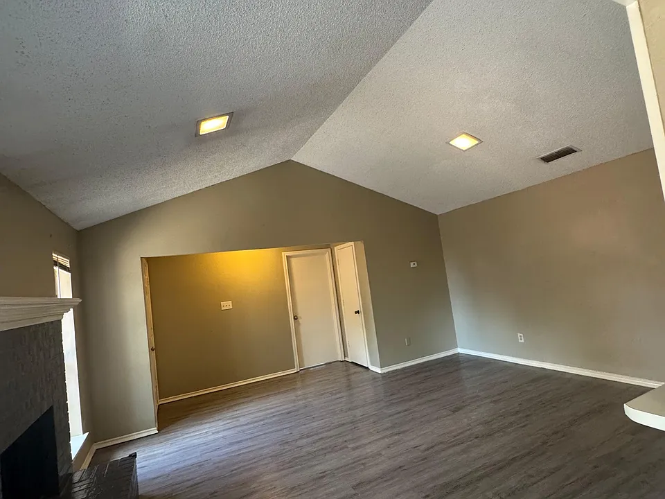 2322 Carol Good Ln #2322