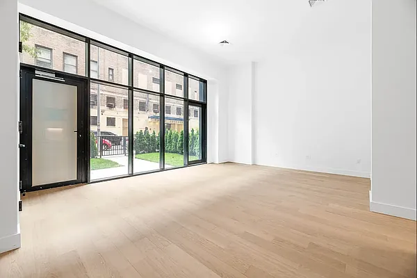 Rented by Living New York | media 80