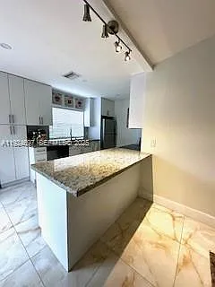 1542 Springside Dr — Photo 5