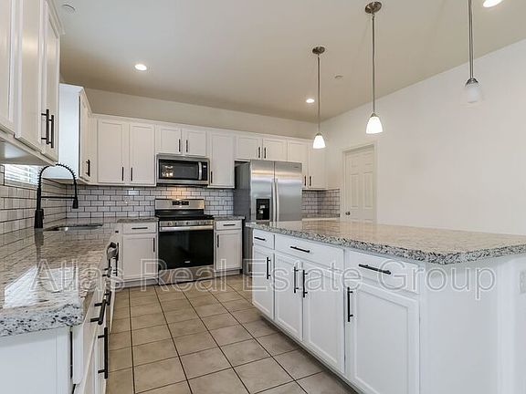4th image of 21226 W Encanto Blvd