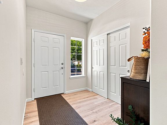 3rd image of 713 Heights Ave