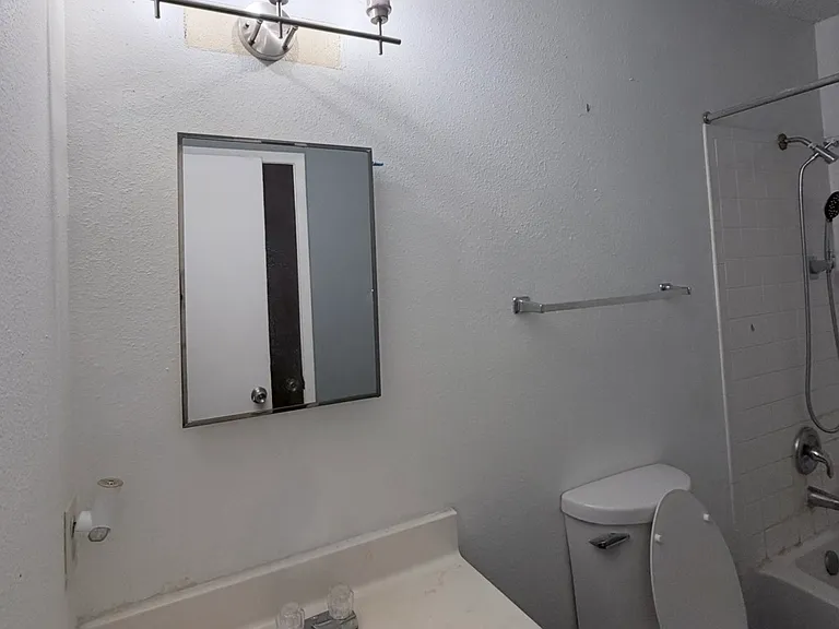 16727 Coral Glade — Photo 10