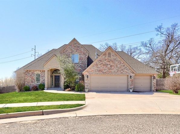 2200 Hanover Ln, Edmond, OK 73034