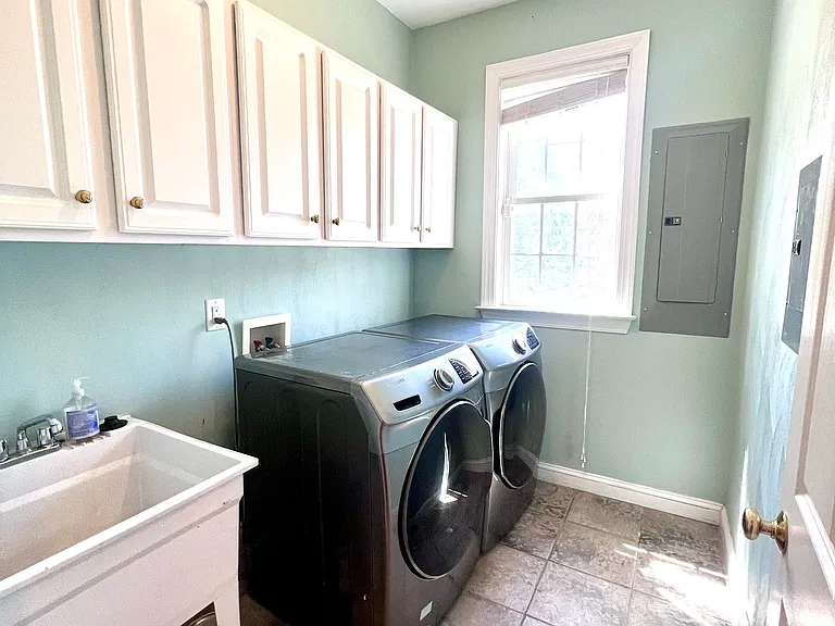 1501 Chesapeake Ave — Photo 30