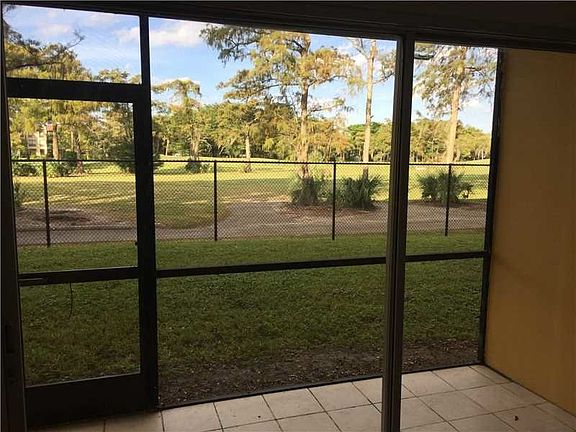 3rd image of 7911 Colony Cir N #1107