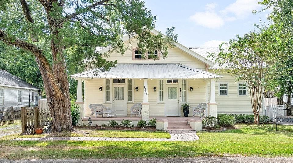 1932 Jefferson St, Mandeville, LA 70448 Zillow