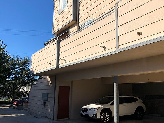 3rd image of 40 S Crimea St APT 3