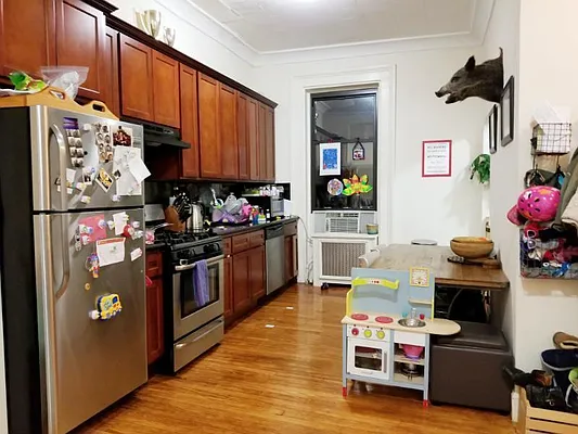 Rented by Brooklyn Heights Real Estate Inc | media 10