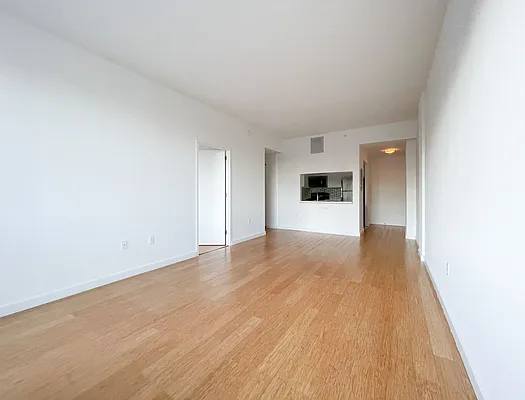 Rented by Kahen Properties | media 28