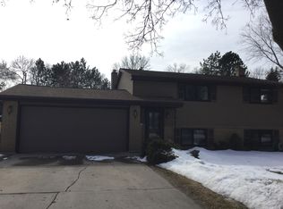 1850 Debra Ln, Green Bay, WI 54302