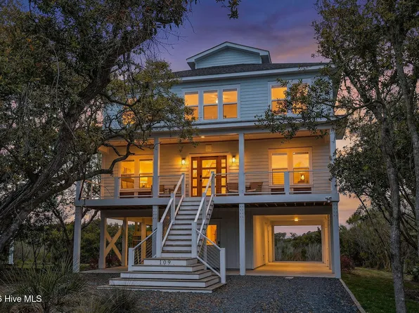 109 Old Village Lane, North Topsail Beach, NC 28460
