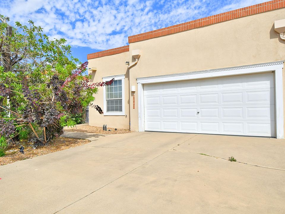 1st image of 5607 Bosque Vista Dr NE