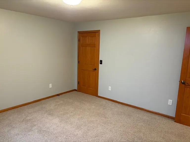 334 Autumn Ln — Photo 17