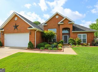 110 Stonebrook Cir, Byron, GA 31008