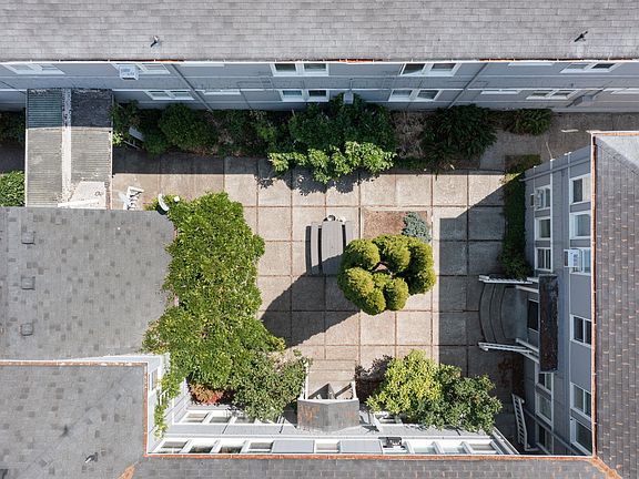 2nd image of 711 W Pine St #2