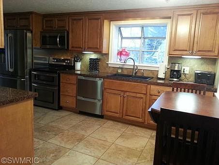 5th image of 23852 Brady St