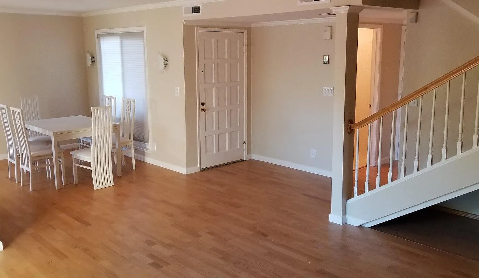 2 bed, 1.5 bath, 1270 sqft, $4,800 — Photo 1