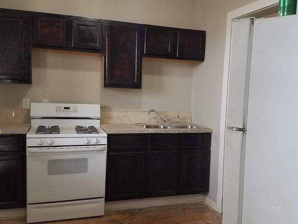 1st image of 11033 S Vernon Ave #2
