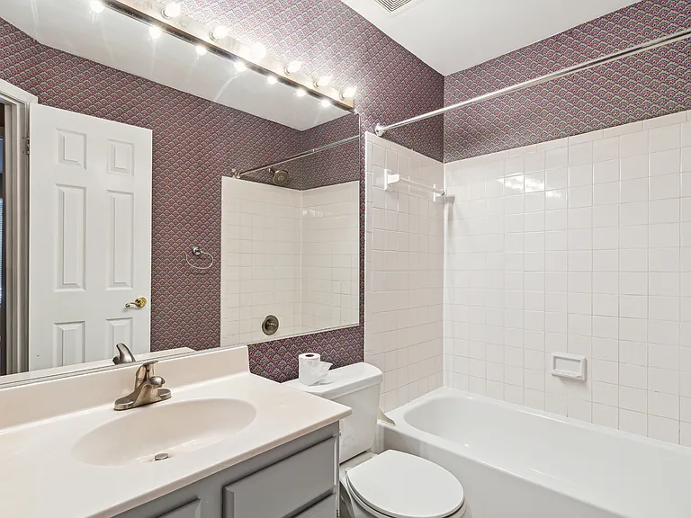 52 Silver Moon Dr — Photo 7