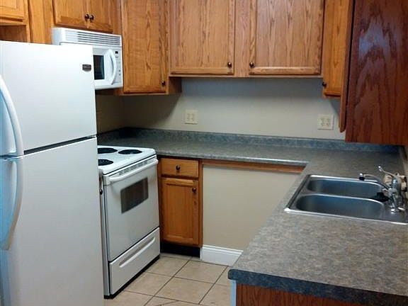 5th image of 3015 N Pennsylvania St APT 9