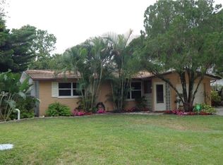 2644 Nassau St, Sarasota, FL 34231