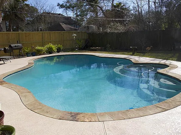 15110 Falling Creek Dr, Houston, TX 77068