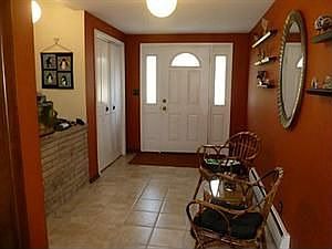 2nd image of 224 Cottonwood Dr