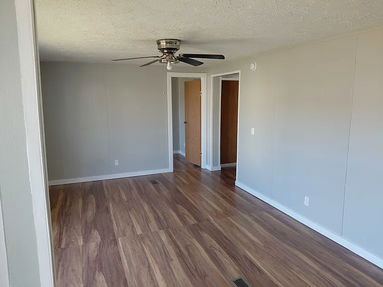 117 Dry Branch Vlg #14 — Photo 8
