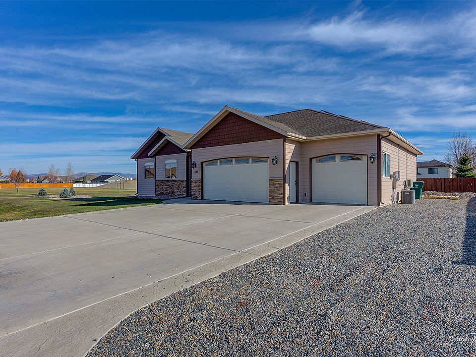 1st image of 3817 Wild Rye Ln