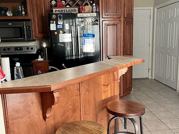4th image of 103 Shady Ln