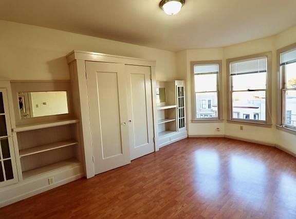 2nd image of 484 Guerrero St #4