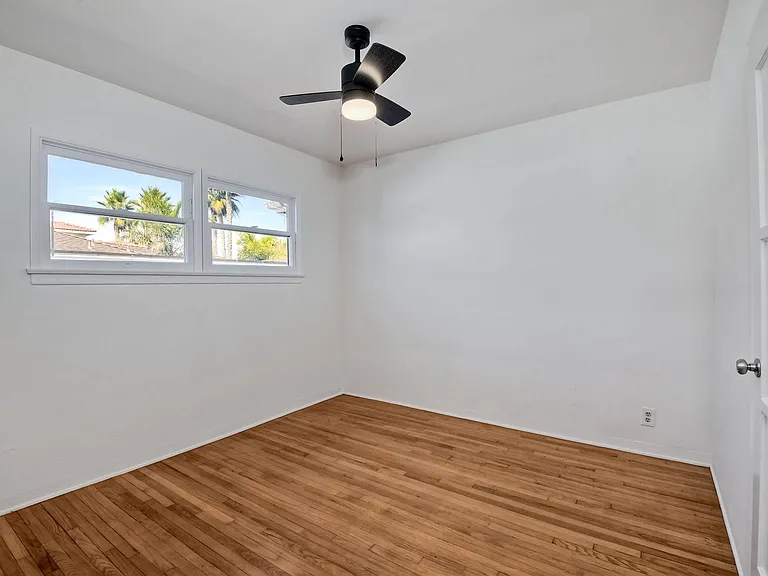 1611 S Myers St — Photo 15