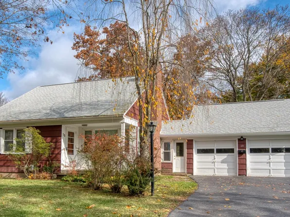 15 Morningside Drive, Delmar, NY 12054