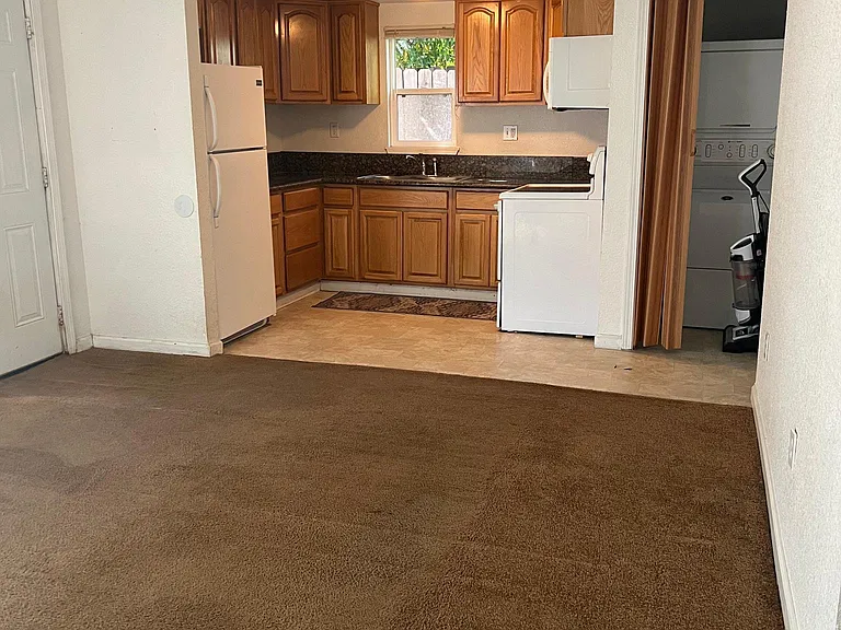 Kitchen (but carpet has been replaced)