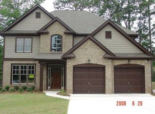 3919 Dunaire Dr, Stone Mountain, GA