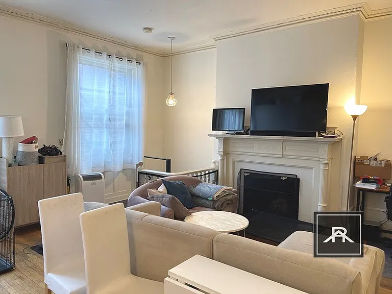 507 Beacon St #1R — Photo 7