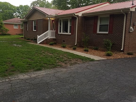 2nd image of 1209 Belmont Dr