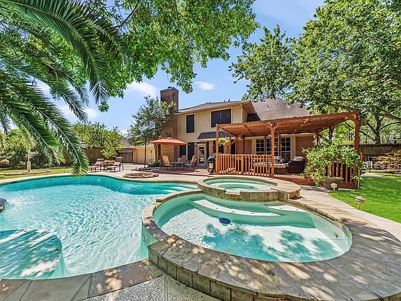 3rd image of 1207 Wilderness Pines Dr